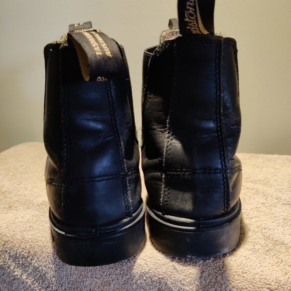 Blundstone boots - Picture 3 of 6